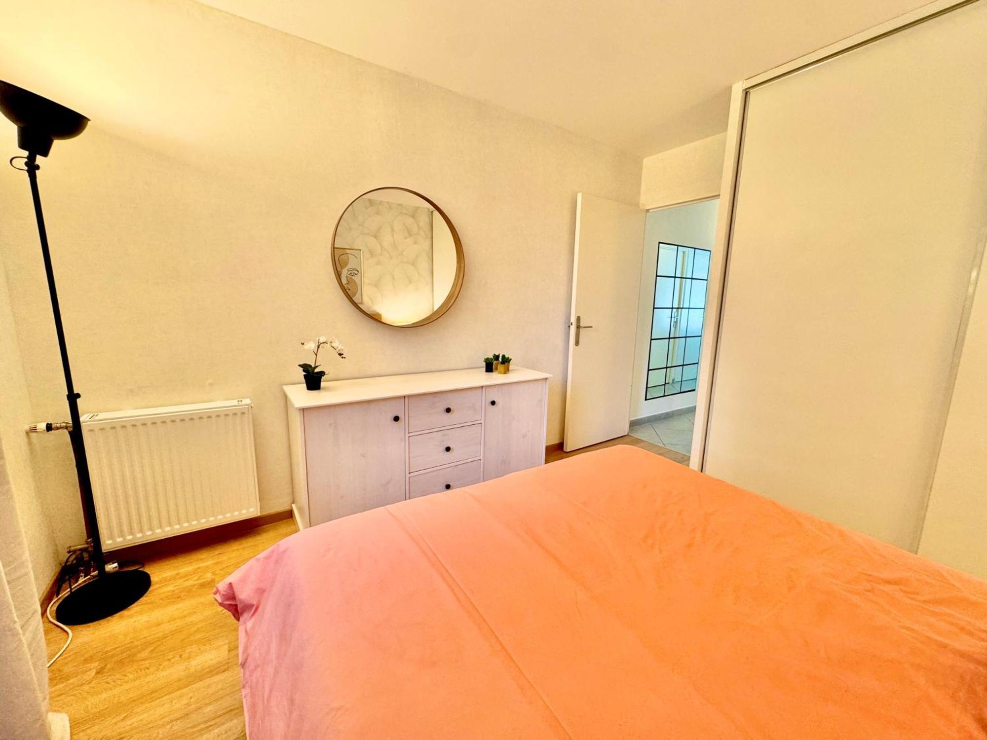 Appart' Calme - 48M² - Proche Versailles - Paris Elancourt Exterior foto
